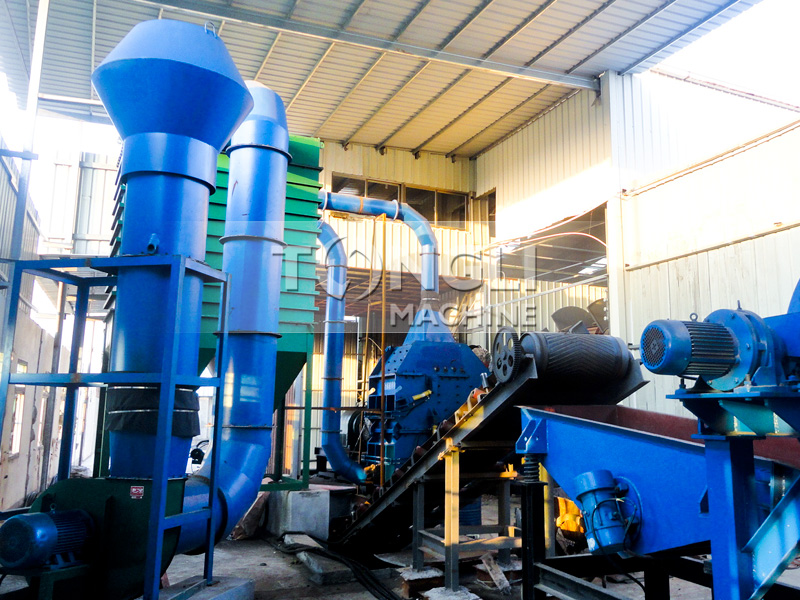 15215307232571.png 型廢鋼破碎機(jī).png